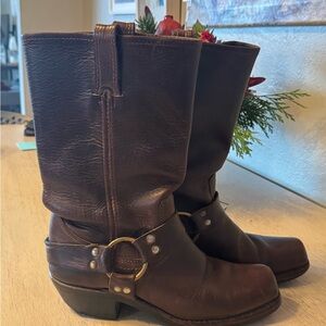FRYE BOOTS - HARNESS 12R WOMENS